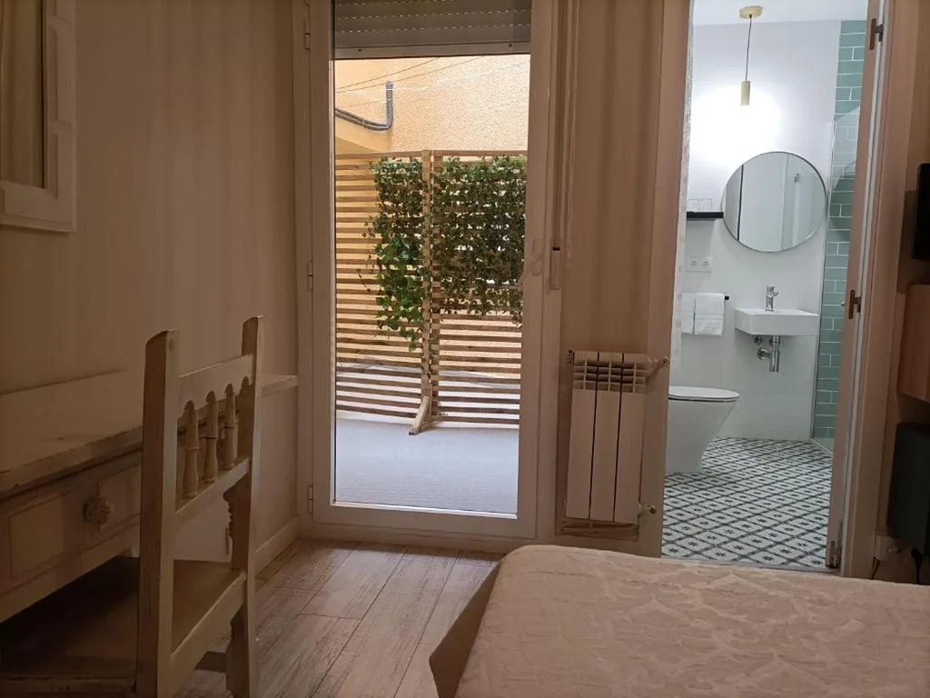 Habitación Doble - 2 camas — Hostal Quiper