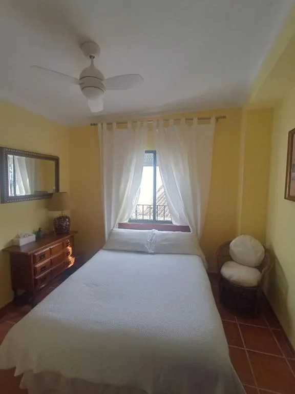 Double Room — Hostal R-Conecta