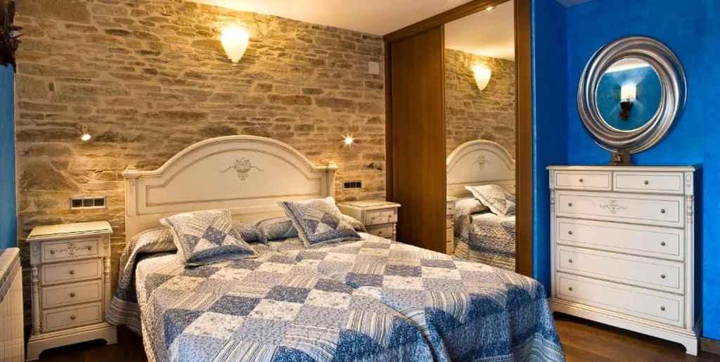 Doppelzimmer – 1 oder 2 Betten — Hostal Raices