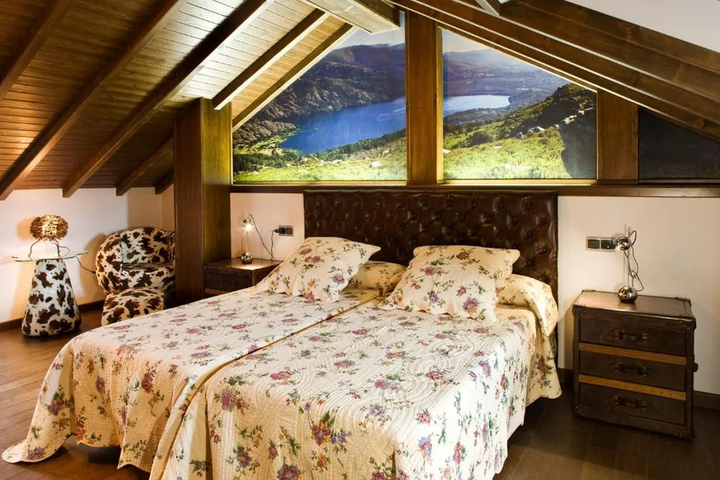 Hostal Raices