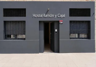 Hostal Ramon y Cajal — foto 4