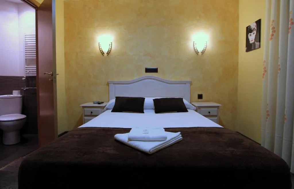 Camera Doppia — Hostal Regio