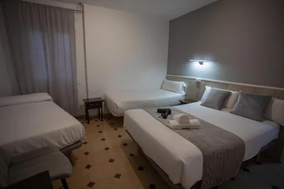 Hostal Residencia Avenida — foto 9