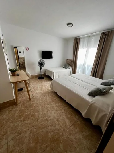 Hostal Residencia Cardona — foto 5