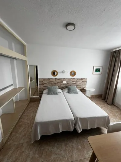 Hostal Residencia Cardona — foto 12