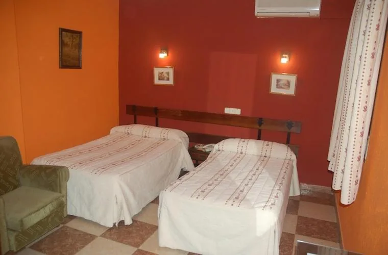 Camera doppia con letti singoli — Hostal Residencia Castilla