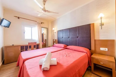 Hostal Residencia Europa Punico — foto 7