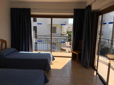 Hostal Residencia Nicolau — foto 2
