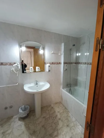 Hostal Residencia Taray — Foto 3