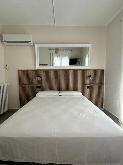 Hostal Restaurant Casa Comaulis — photo 9