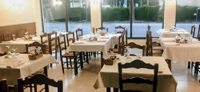 Hostal Restaurant Sant Marçal — Foto 7