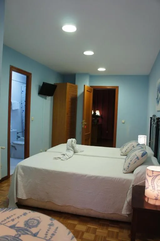 Tweepersoonskamer - 1 of 2 bedden — Hostal Restaurante Alarico