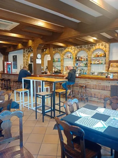 Hostal Restaurante Bar Conrad — 写真 8