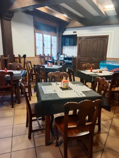 Hostal Restaurante Bar Conrad — 写真 11