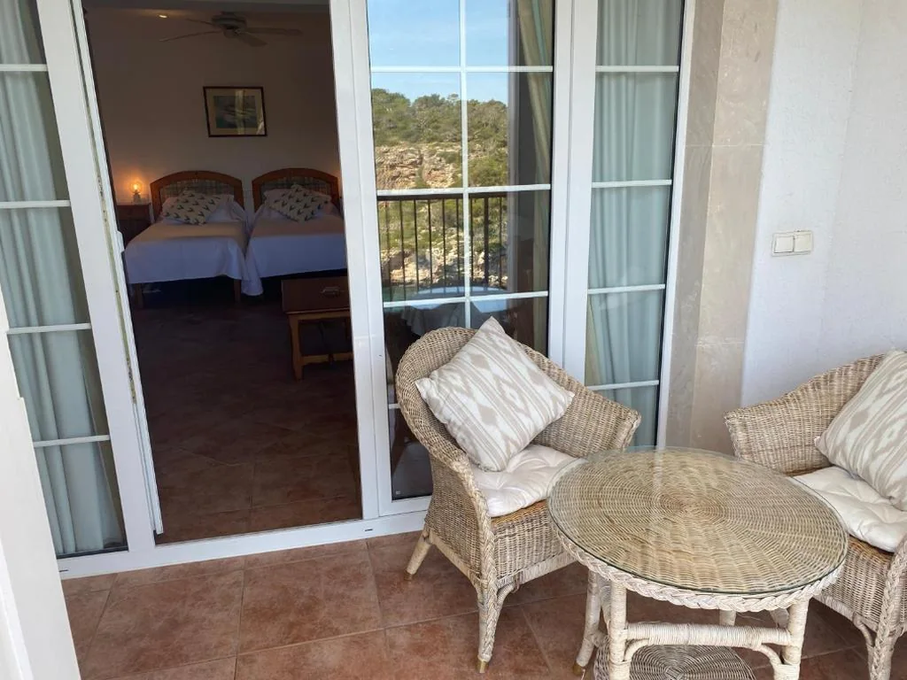 HOSTAL RESTAURANTE CALA