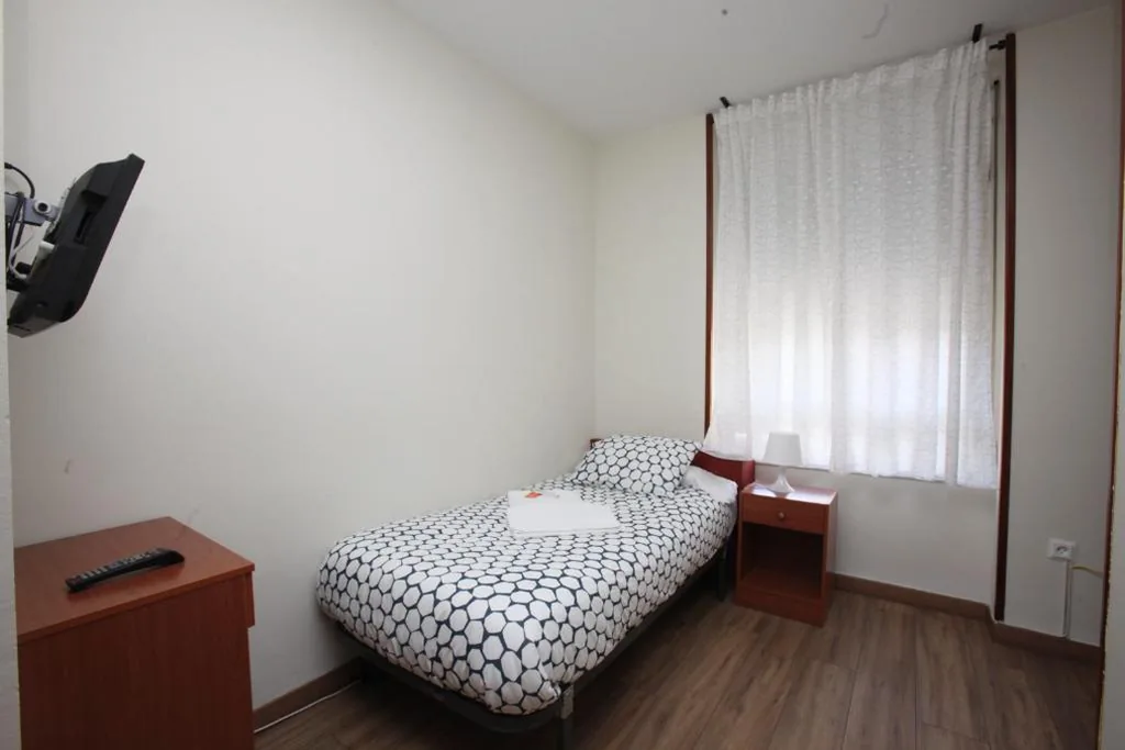 Quarto Individual — Hostal Restaurante Central