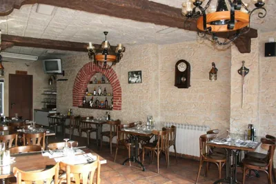 Hostal Restaurante Cornella — 写真 4