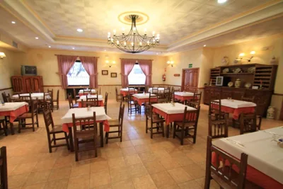 Hostal Restaurante Cuatro Caminos — foto 10