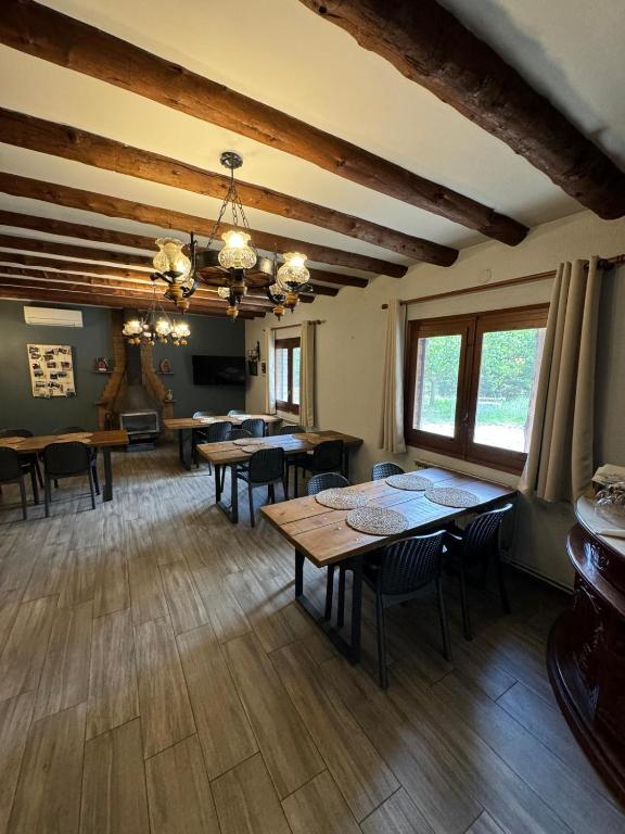 Hostal Restaurante de Montaña Pous de la neu
