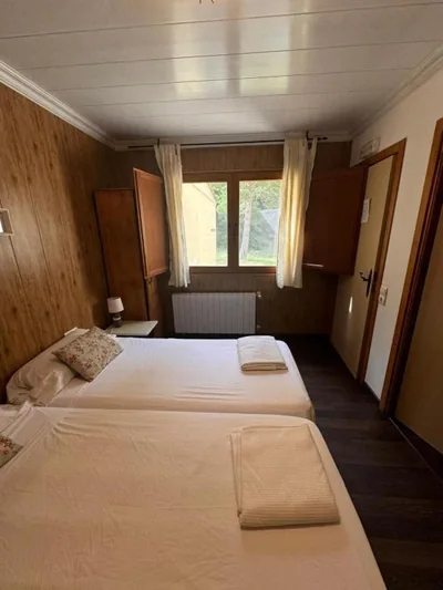 Hostal Restaurante de Montaña Pous de la neu — Foto 10