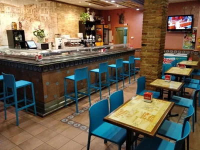 Hostal Restaurante El Surtidor — foto 4