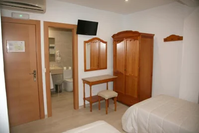 Hostal Restaurante Grela — foto 11