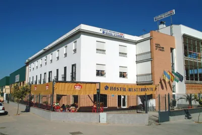 Hostal Restaurante Hermanos Zamora — Foto 6
