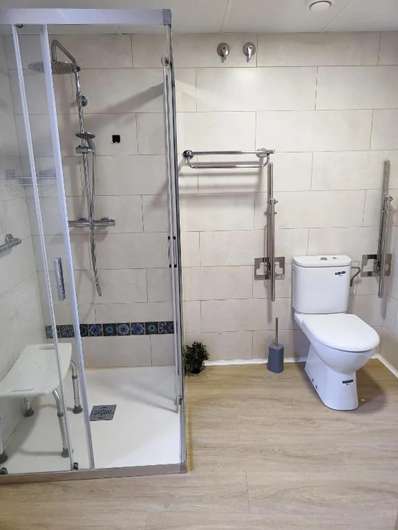 Habitación Doble Económica — Hostal Restaurante LA SENDA