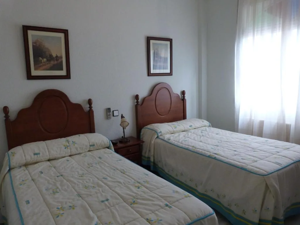 Doppelzimmer – 1 oder 2 Betten — Hostal Restaurante Las Canteras