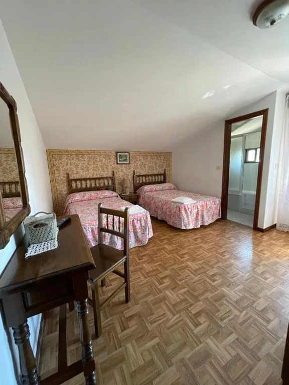 Quarto Duplo com 2 camas — Hostal Restaurante Luz de Luna