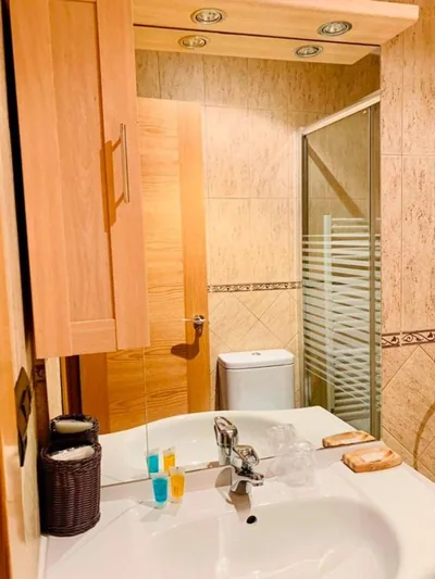 Hostal Restaurante MarRojo Sanabria — Foto 3
