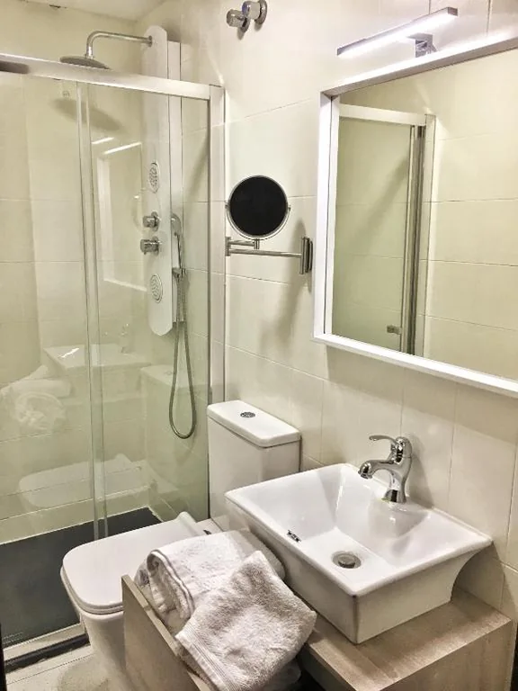 Habitación Individual Estándar — Hostal Restaurante Méndez