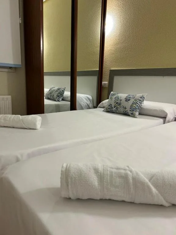Doppelzimmer — HOSTAL-RESTAURANTE POSADA DEL DUQUE