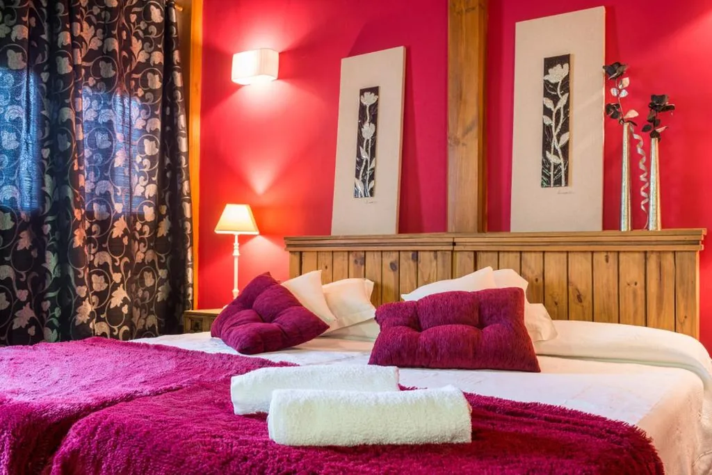 Habitación Doble con bañera de hidromasaje - 1 o 2 camas — Hostal Restaurante Rijujama