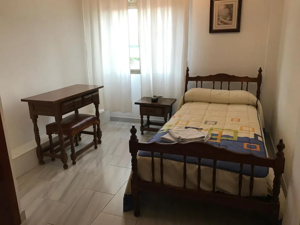 Habitación Individual — Hostal Restaurante Rufino