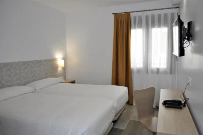 Hostal Restaurante Villa de Brihuega — foto 5