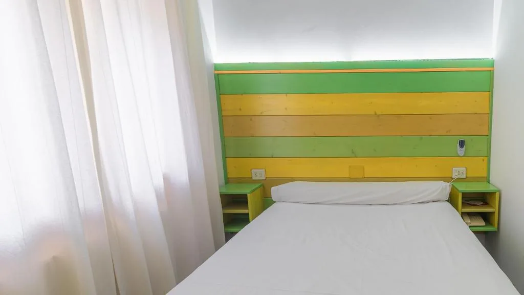 Habitación Individual — HOSTAL RIO ARA BELLOSTA by Vivere Stays