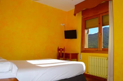 HOSTAL RIO ARA BELLOSTA by Vivere Stays — foto 4