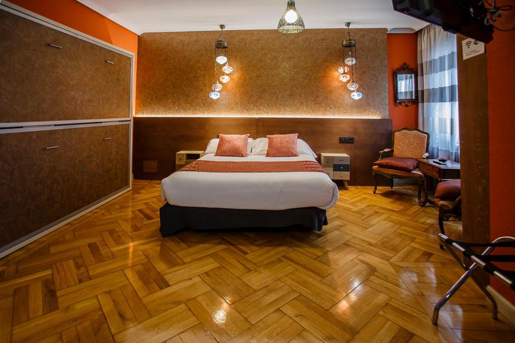 Hostal Rodas Pamplona