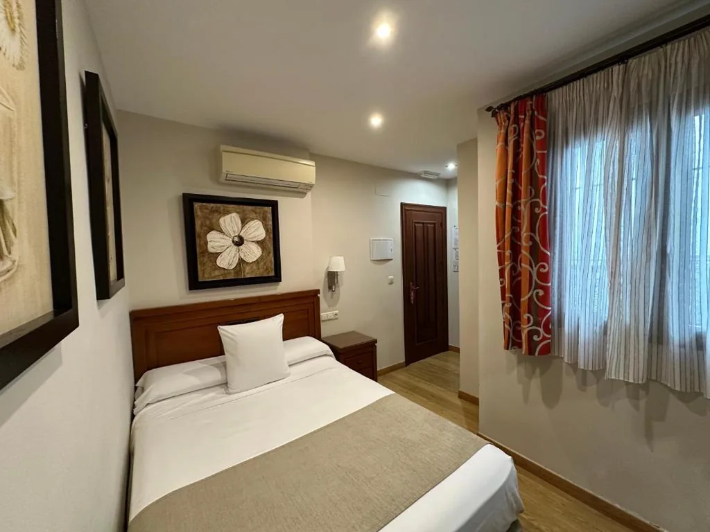 Habitación Individual — Hostal Rodri