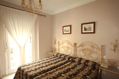 Hostal Roma — Foto 8