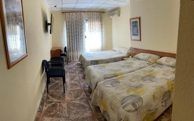Hostal Rosaleda — foto 2
