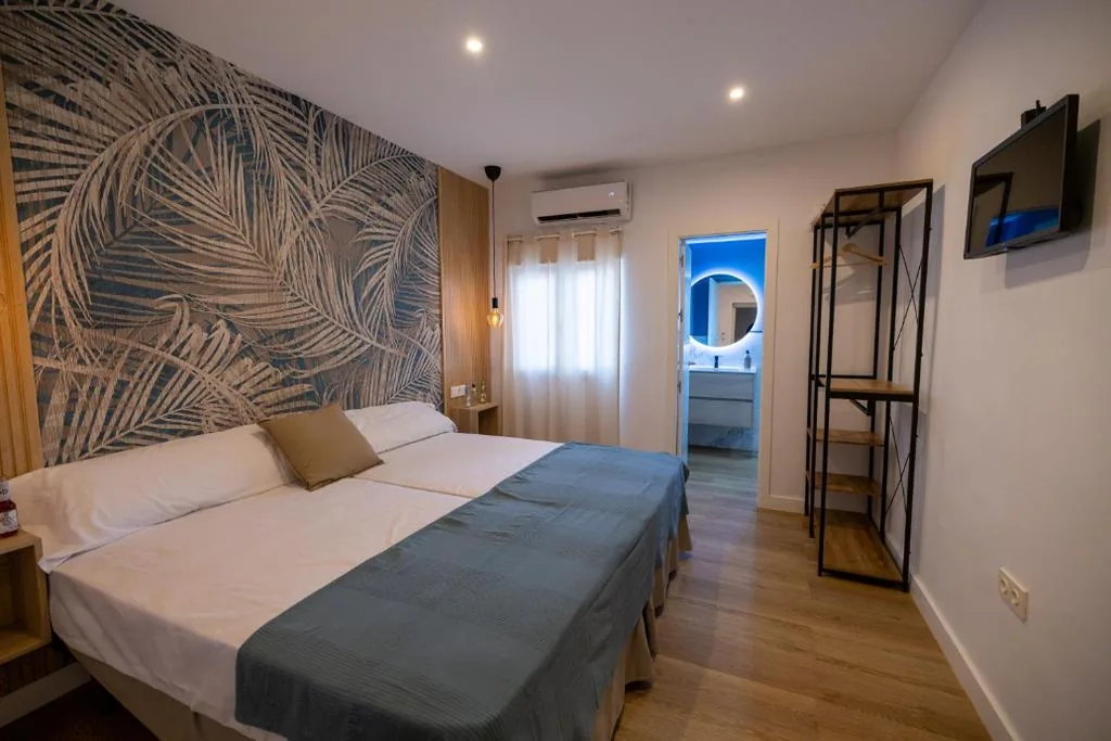 Hostal Royal Bliss