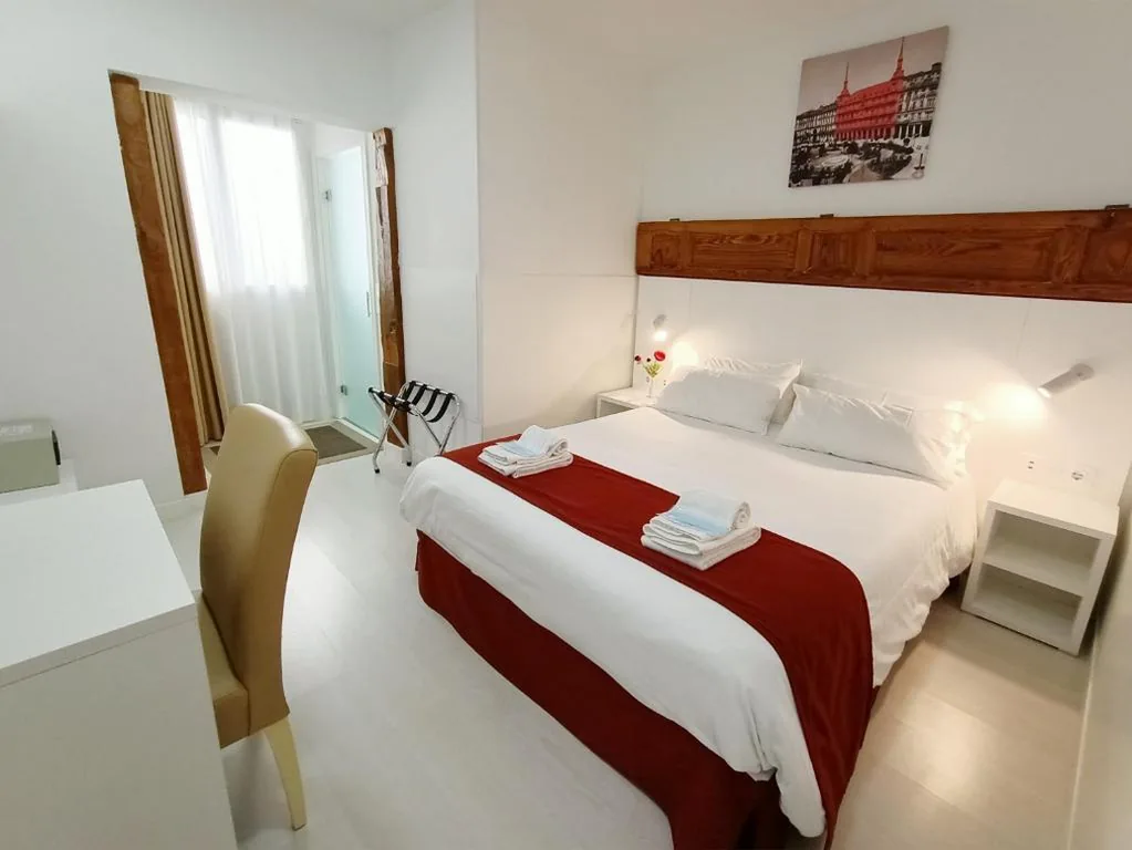 Standard-Doppelzimmer — Hostal Royal Cruz