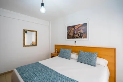 Hostal RR Feria by Beleret — Foto 8