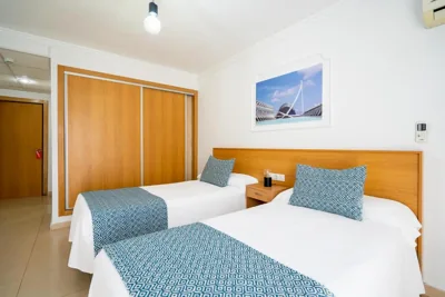 Hostal RR Feria by Beleret — Foto 11