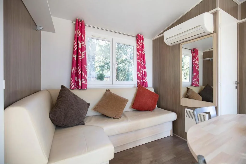 Mobilheim — Hostal Rural Can Pau