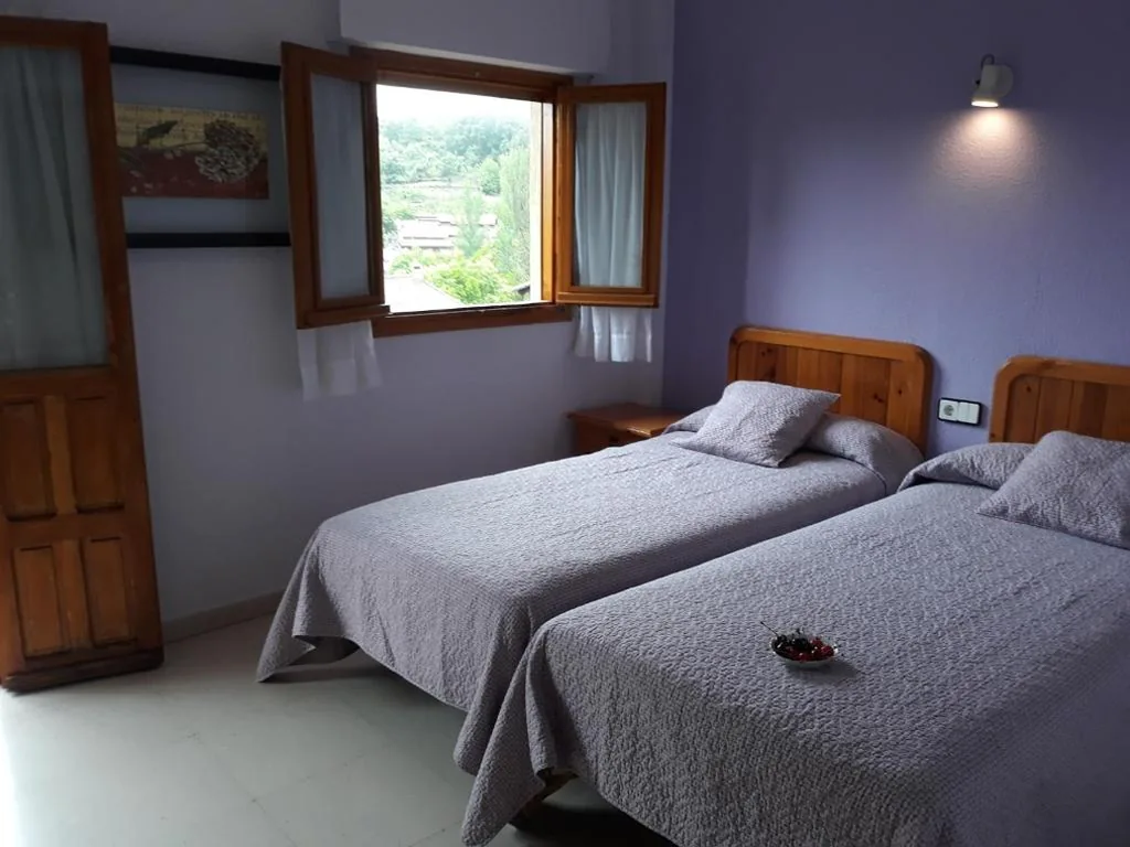 Doppelzimmer mit 2 Betten — Hostal Rural El Campito