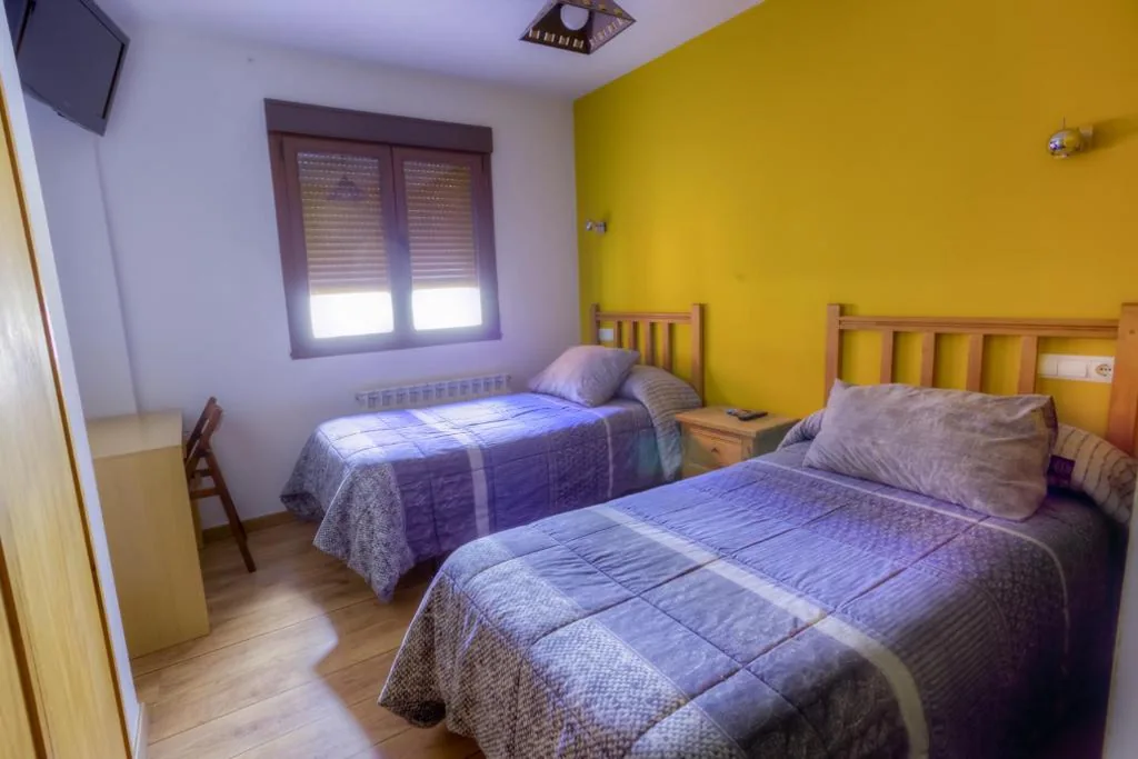 Camera Doppia - 2 letti — Hostal Rural La Tintoreria