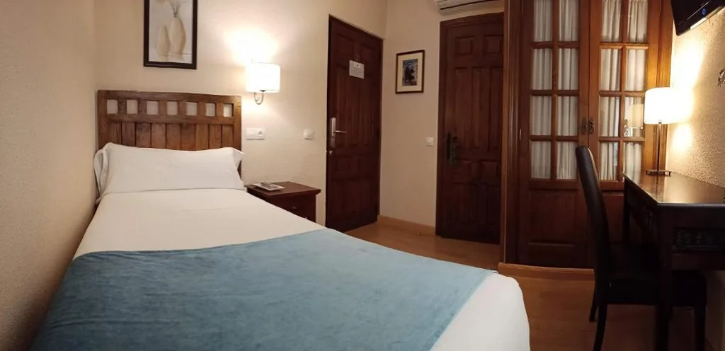 Camera Singola Standard — Hostal Rural Moratín